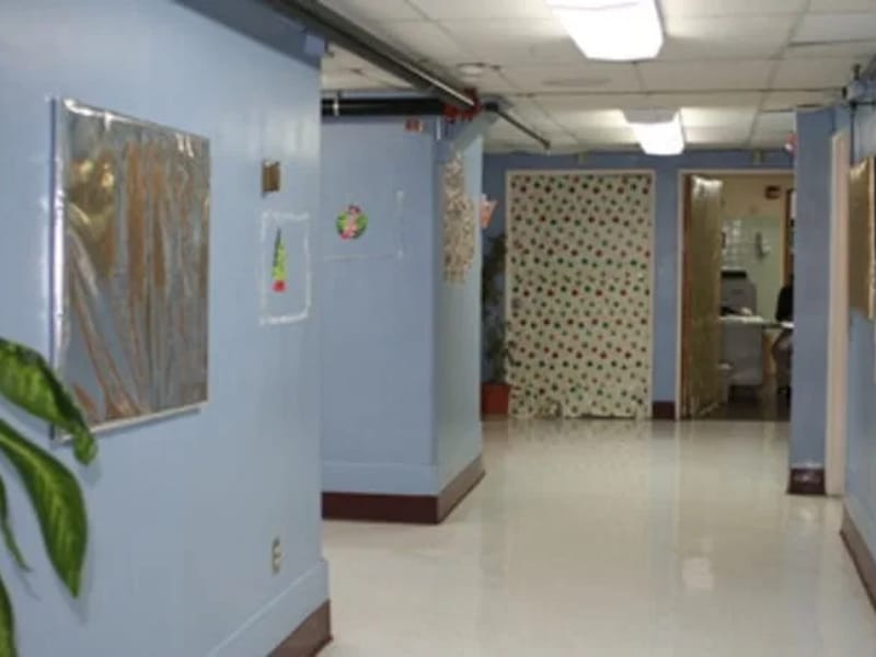 Diversicare of Marion - Nursing Home in Marion, AL photo 3