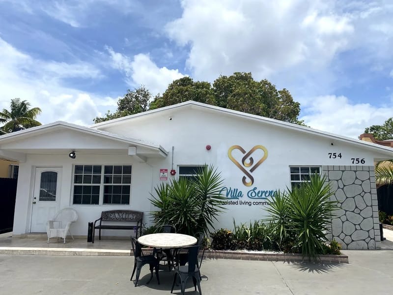 Villa Serena Iii - Assisted Living in Miami, FL photo 2