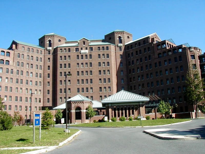 Pilgrim Psychiatric Center - Hospital in West Brentwood, NY photo 1