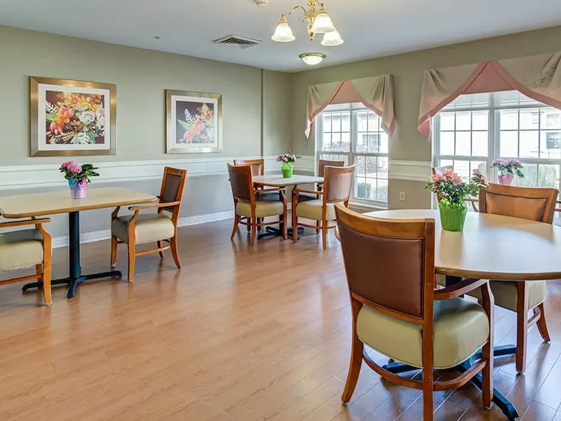 Arden Courts Of Susquehanna - Assisted Living in Harrisburg, PA photo 2