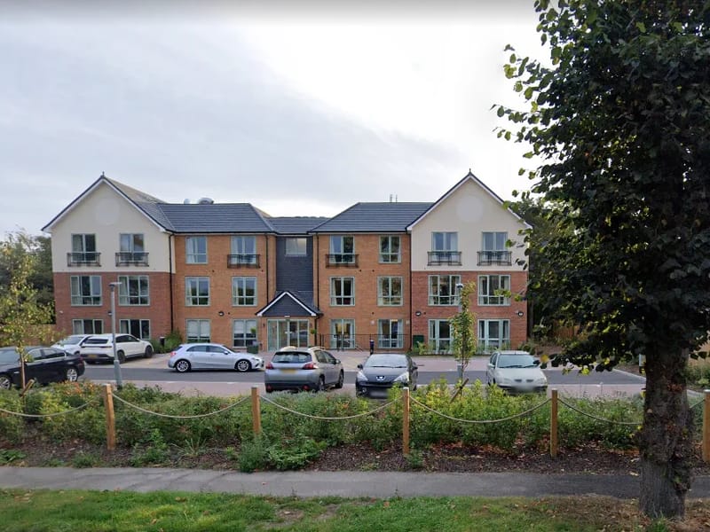 Brampton Manor - Assisted Living in Newmarket, England photo 1