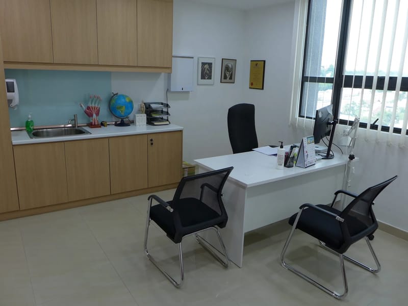 ATLANTIS HOME HEALTHCARE HOLDING LLC - Home Health Nursing in Surprise, AZ photo 2