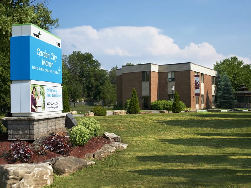 GARDEN CITY MANOR - Nursing Home in St Catharines, ON photo 1