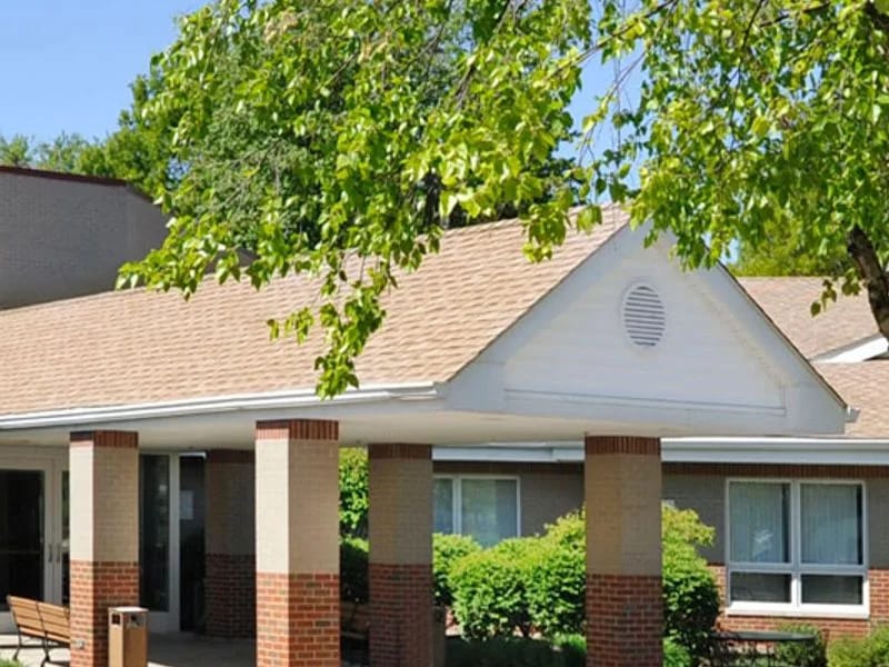 Alden Debes Rehab & Hcc - Nursing Home in Rockford, IL photo 1