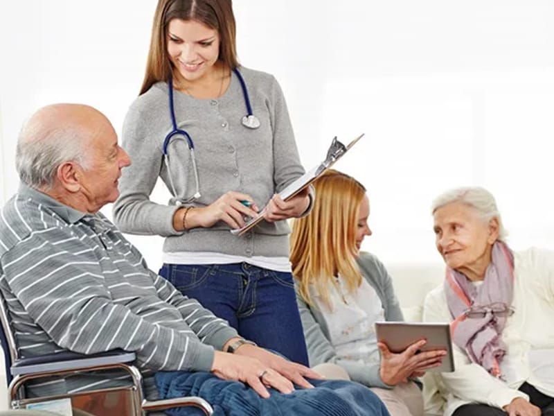 Emerald Nursing & Rehab Brookside LLC - Nursing Home in Lincoln, NE photo 3