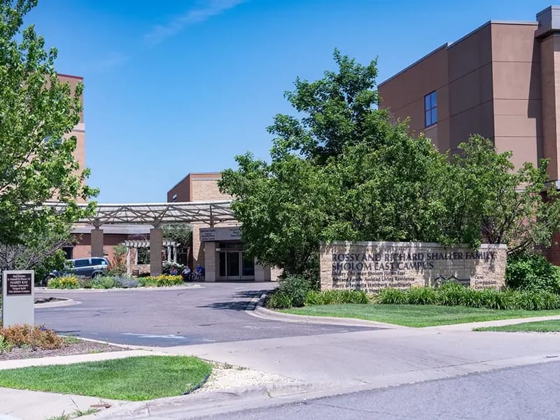 Shirley Chapman Sholom Home East - Nursing Home in Saint Paul, MN photo 3