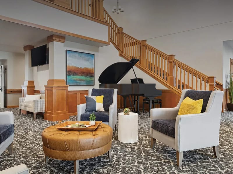 Cherrywood Pointe Forest Lake - Assisted Living in Forest Lake, MN photo 2