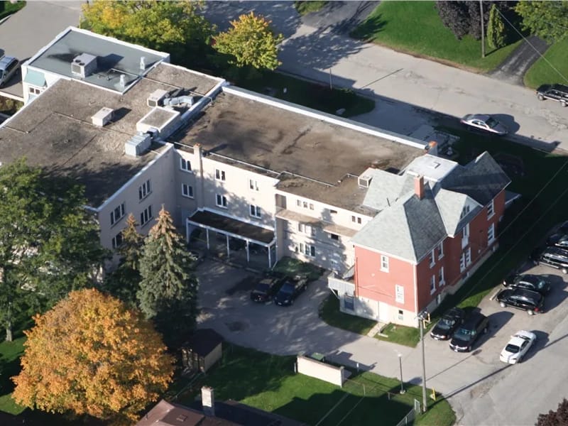 CHARTWELL ELMIRA LTC RESIDENCE - Nursing Home in Elmira, ON photo 3