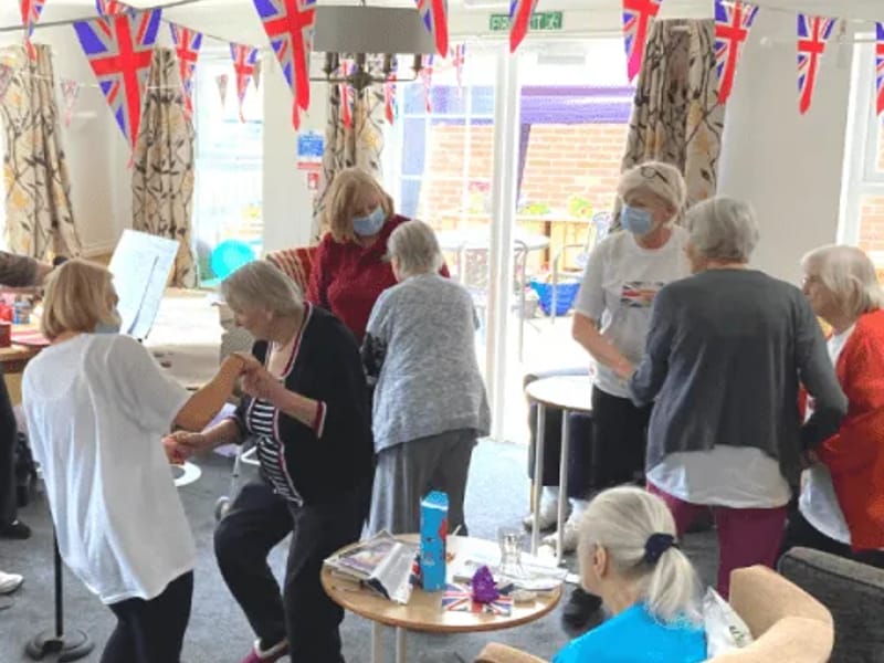 Cedar Lodge Care Home - Nursing Home in Evesham, England photo 1