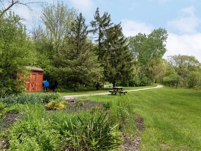 Arboretum V Llc (The) - Assisted Living in Menomonee Falls, WI photo 3