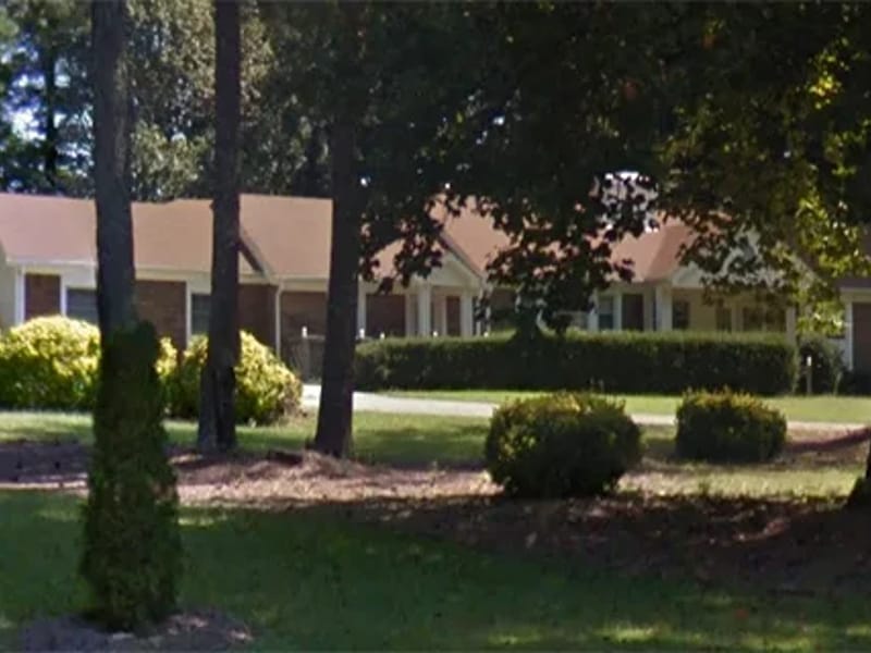 Arborwood Personal Care Home - Assisted Living in Lilburn, GA photo 3