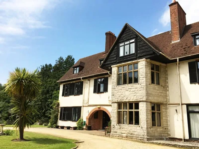 Forest Hill House Nursing Home - Nursing Home in Wimborne, England photo 2