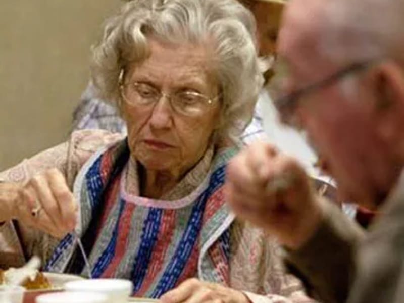 Bellevue Assisted Living - Assisted Living in Hattiesburg, MS photo 3