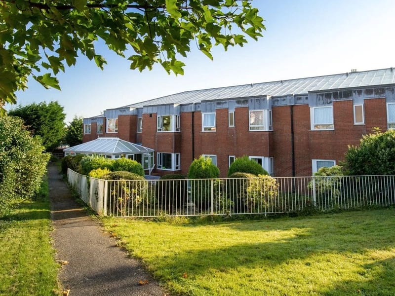 Nazareth House - Birkenhead - Nursing Home in Birkenhead, England photo 2