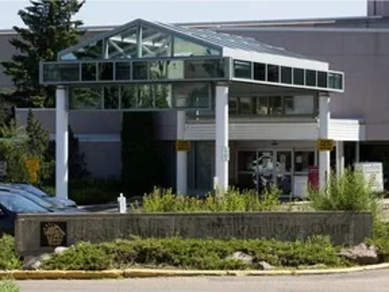 GOOD SAMARITAN SOCIETY SOUTHGATE in Edmonton, AB photo 2