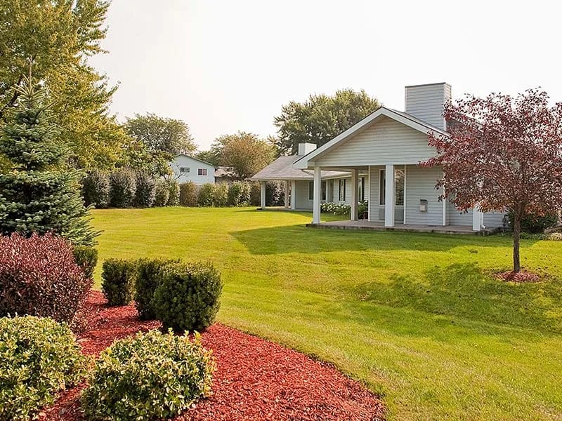 TABOR MANOR - Nursing Home in St Catharines, ON photo 1