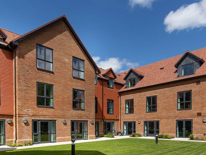 Alton Place Care Home - Nursing Home in Alton, England photo 2