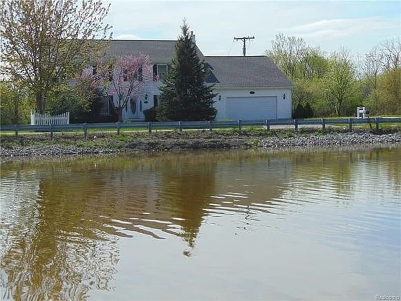 Belle River Home - Assisted Living in East China Township, MI photo 3