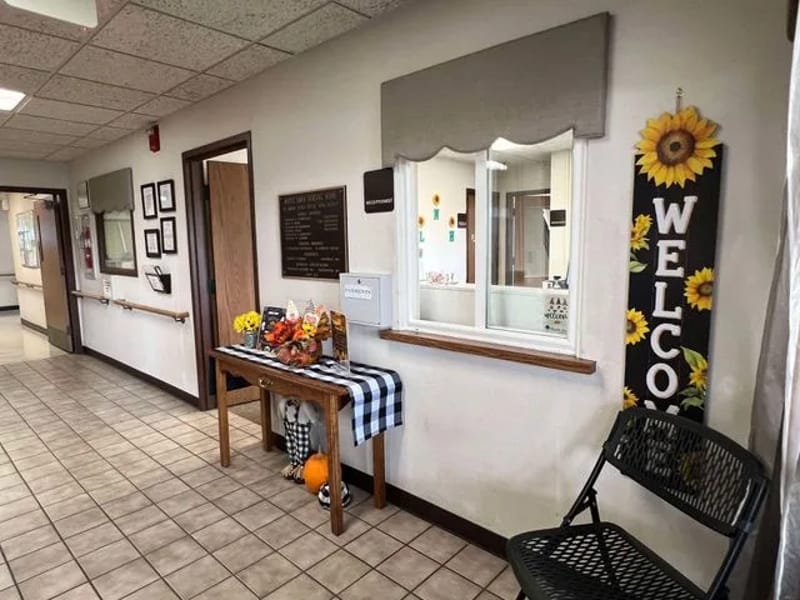 Maple Lawn Nursing Home — Nursing Home, Palmyra, MO · photo 2