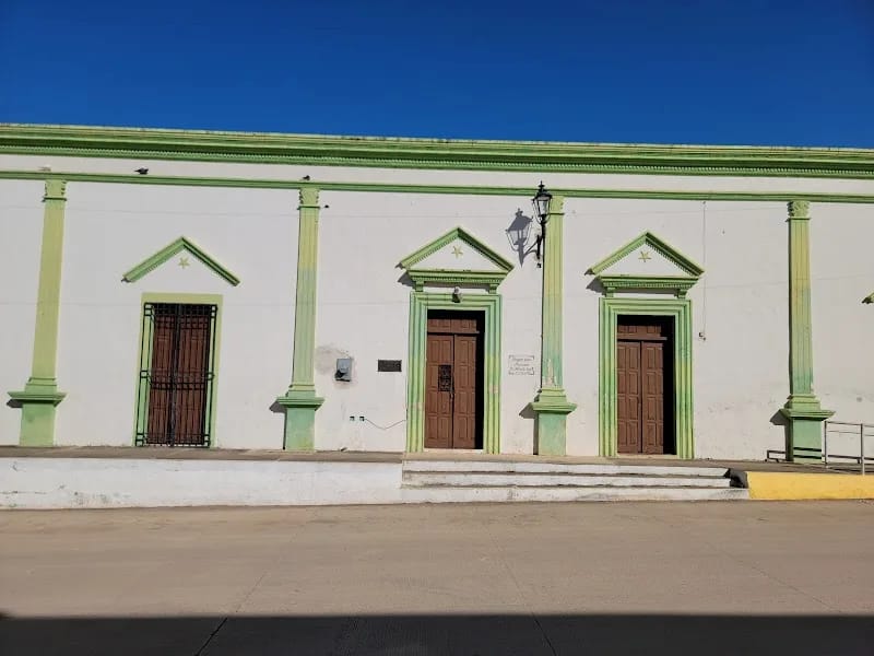 HOGAR DE ANCIANOS DOCTOR ABELARDO LARA NEGRON - Hogar de Ancianos in Hopelchén, Campeche photo 1