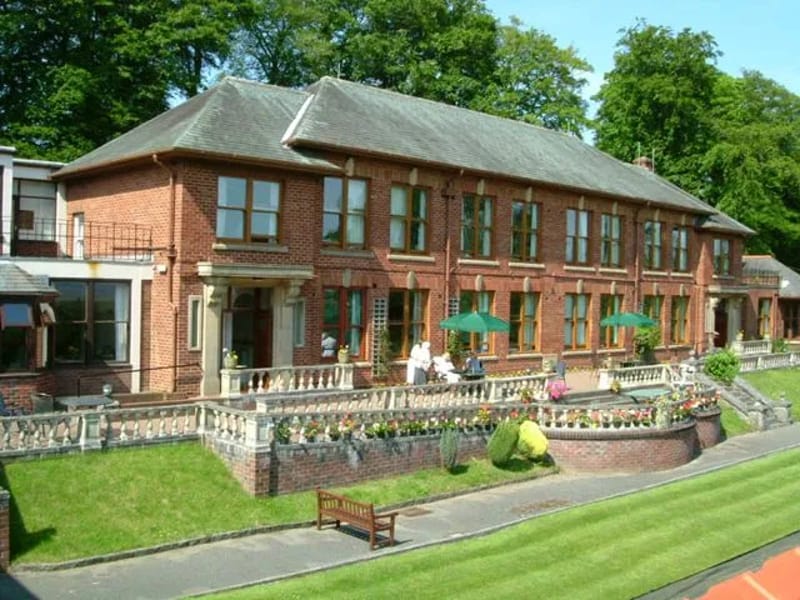 Boarbank Hall Nursing Home - Nursing Home in Grange-Over-Sands, England photo 2