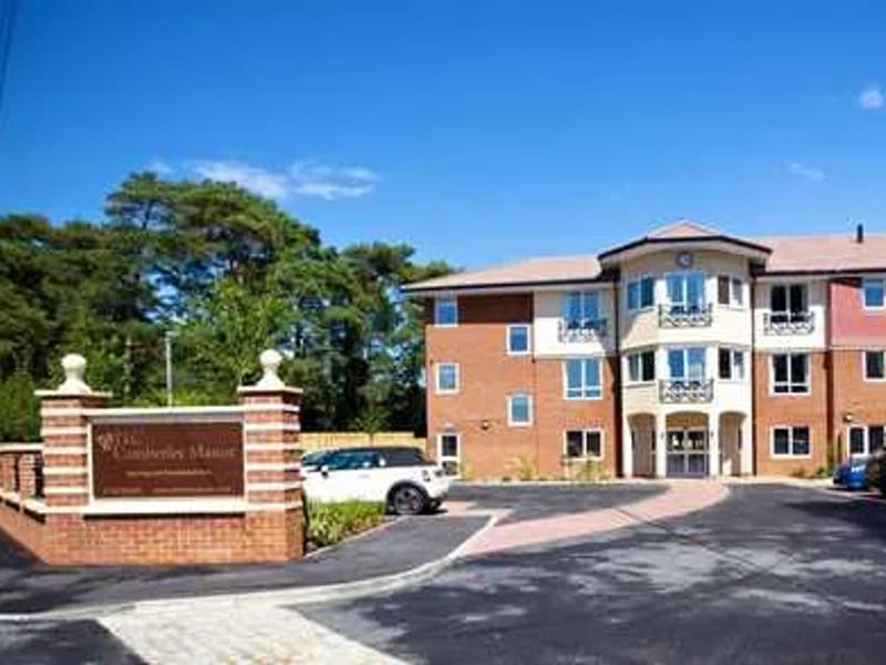 Ashbourne Court Care Home - Nursing Home in Aldershot, England photo 3