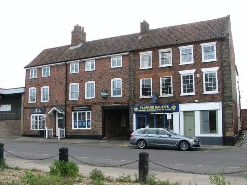 Nouveau Care in Norwich, England photo 1