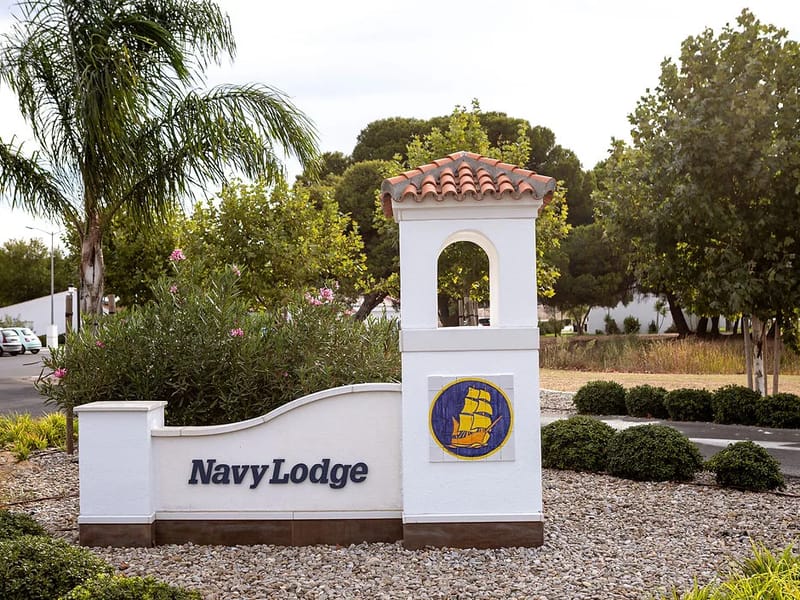 Mavyl Lodge in Uxbridge, England photo 2