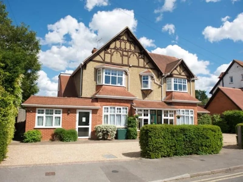 Lovat House Residential Care - Assisted Living in Wokingham, England photo 3