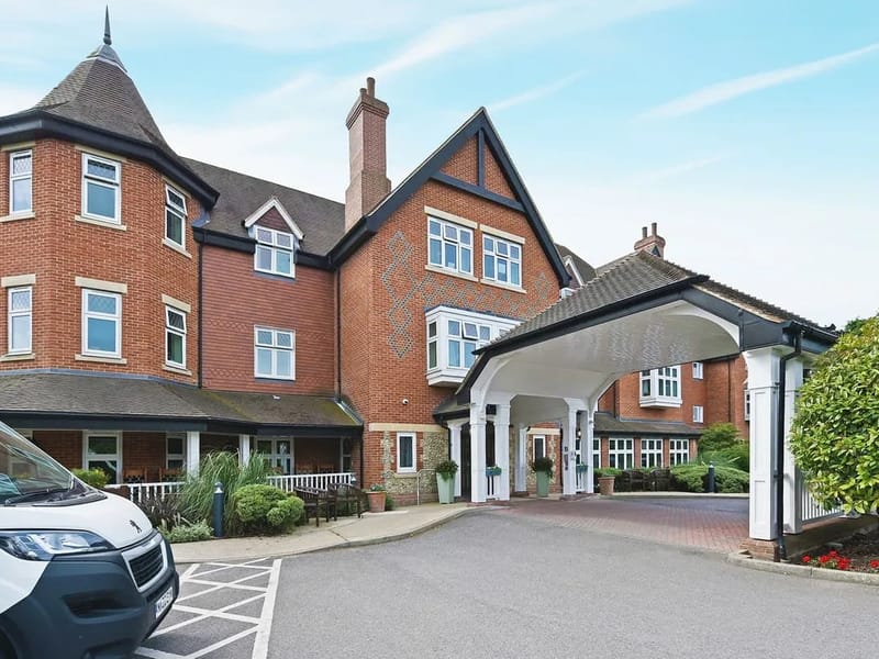 Sonning Gardens Care Home in Reading, England photo 2