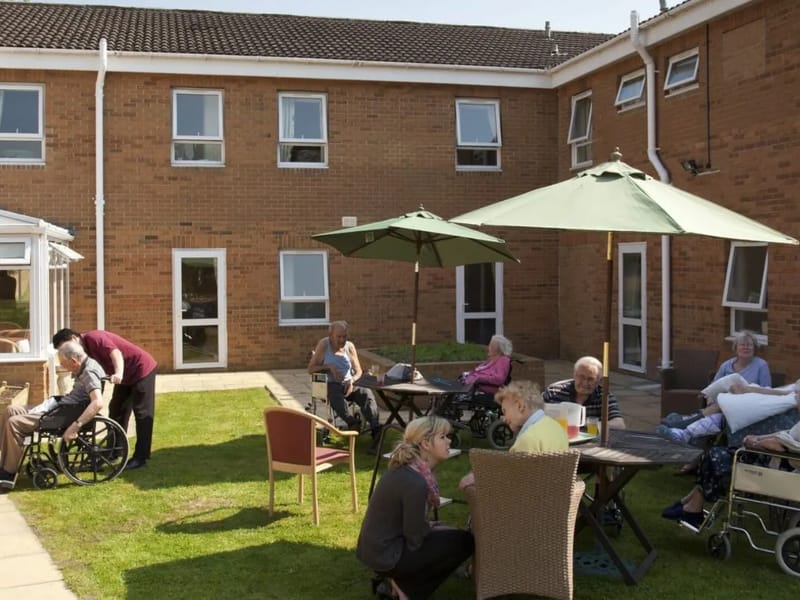 Larkhall Springs Nursing Home - Nursing Home in Bath, England photo 5