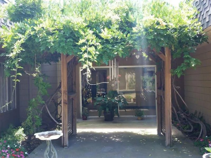Crestwood Manor - Nursing Home in Modesto, CA photo 1