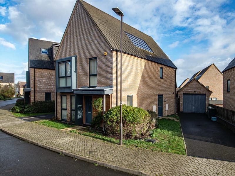 49 Stolford Rise - Assisted Living in Milton Keynes, England photo 3