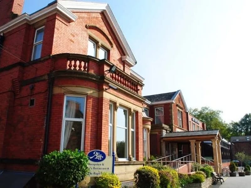 Alma Lodge Care Home - Assisted Living in Eastbourne, England photo 2