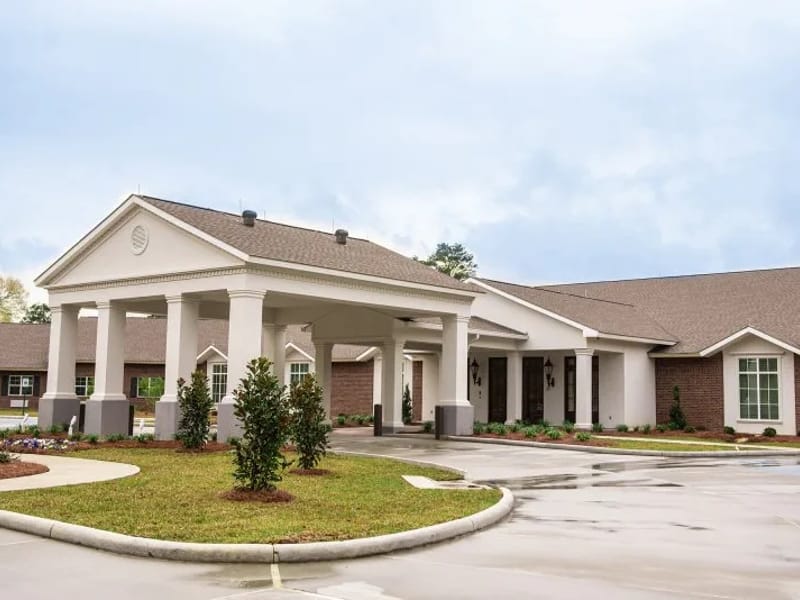 Harvest Manor Healthcare and Rehabilitation Center - Nursing Home in Denham Springs, LA photo 2