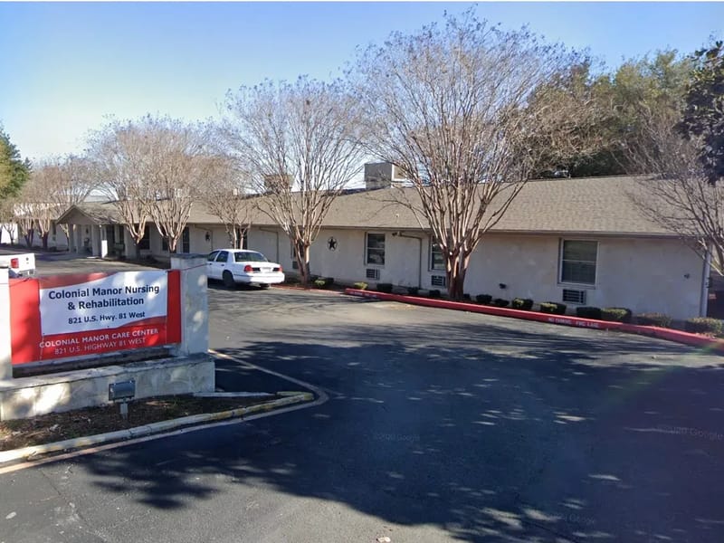 Colonial Park Manor — Nursing Home, Okemah, OK · photo 2