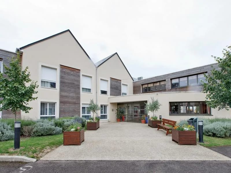Ehpad Althaea - EHPAD in AMILLY, Centre-Val de Loire photo 2