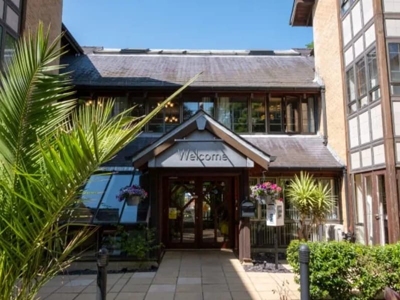 Kingsman House Care Home - Assisted Living in Bournemouth, England photo 4