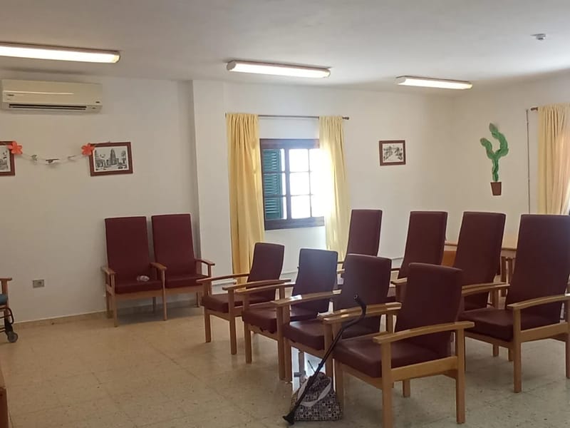 Residencia San Roque - Hogar de Ancianos in Tinajo, Canarias photo 3