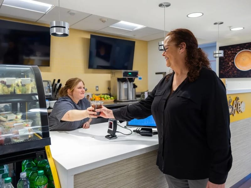 Covenant Skilled Nursing and Rehabilitation at Wel - Nursing Home in Saginaw, MI photo 3
