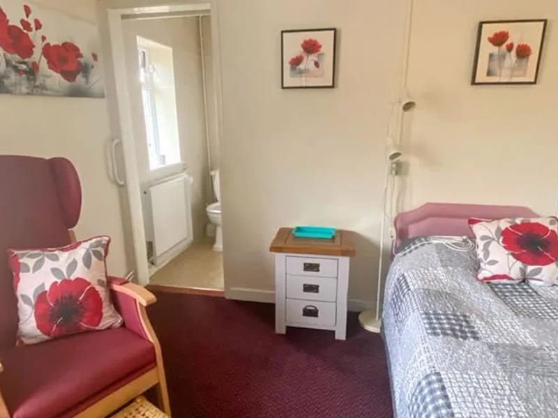 Cedardale Residential Home - Assisted Living in Maidstone, England photo 2