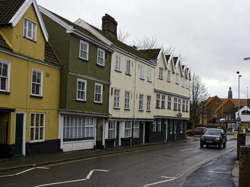 Oak Court in Norwich, England photo 2