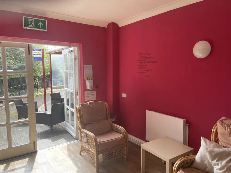 Aston Manor EMI Residential Home - Nursing Home in Dewsbury, England photo 2
