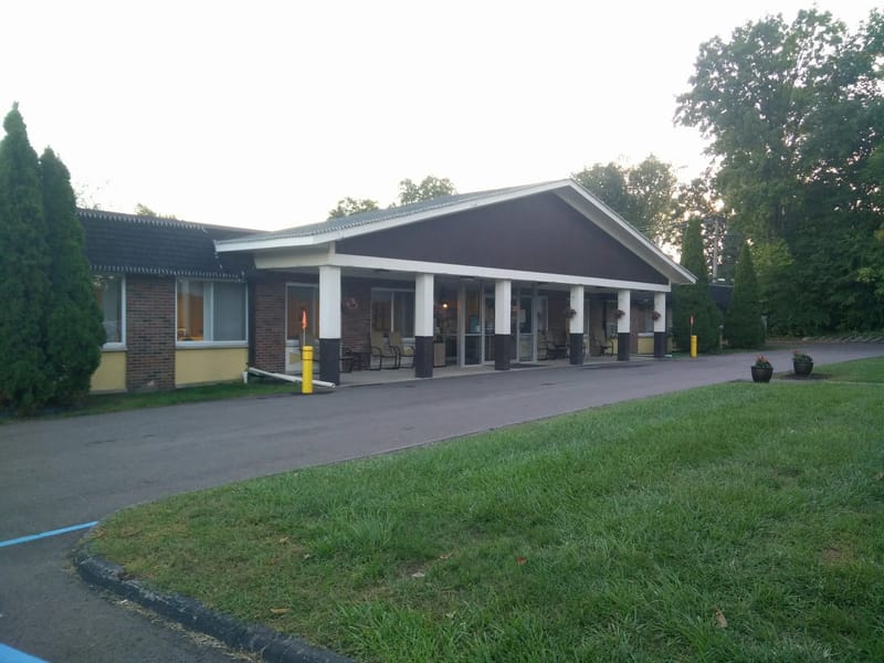 Four Chaplains Nursing Care Center - Nursing Home in Westland, MI photo 2