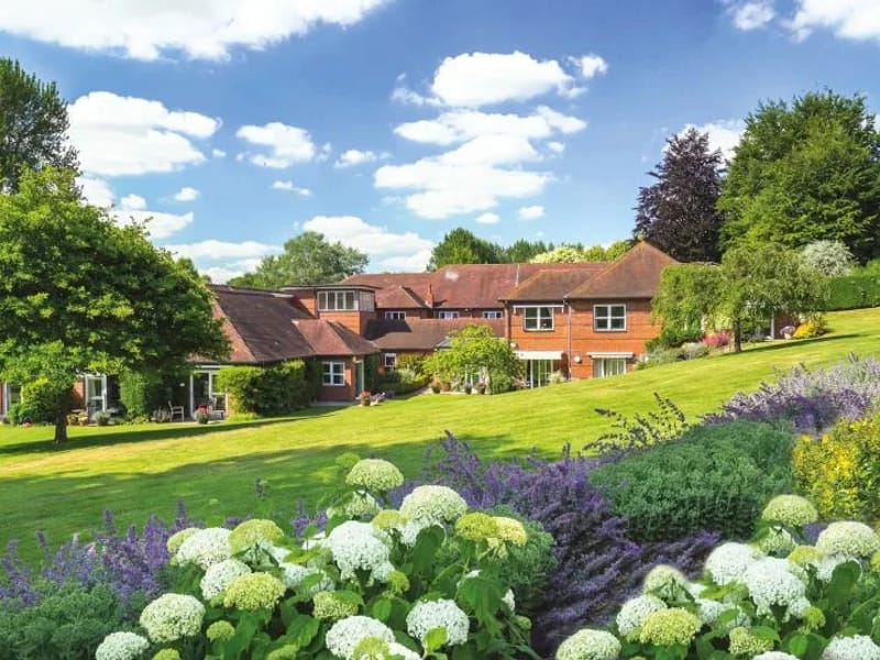 The Dower House Nursing Home - Nursing Home in Winchester, England photo 3