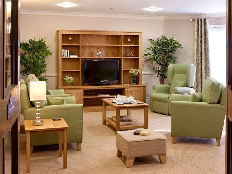 Astbury Mere Care Home - Nursing Home in Congleton, England photo 2