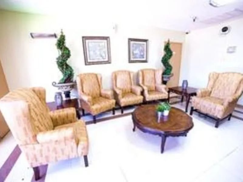 City Home Senior Living - Assisted Living in Beaumont, CA photo 2
