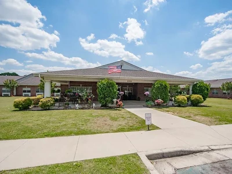 Athens Health and Rehabilitation LLC - Nursing Home in Athens, AL photo 2