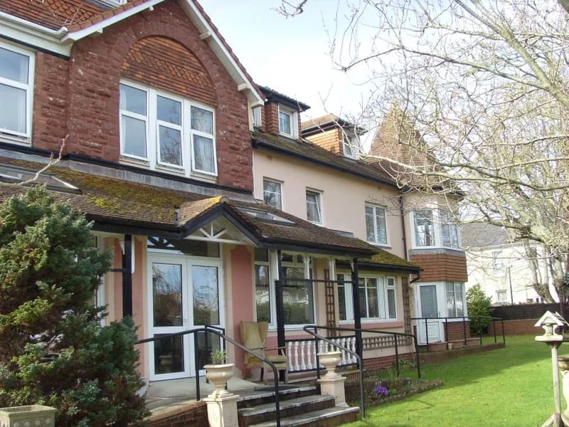 Pendennis Residential Care Home - Assisted Living in Paignton, England photo 2