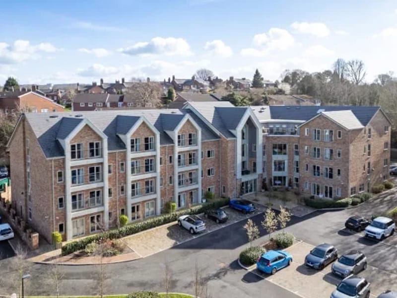 Priesty Fields Care Home - Nursing Home in Congleton, England photo 1
